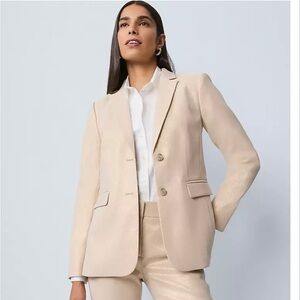 Ann Taylor Classic Cream Blazer Good For Spring!